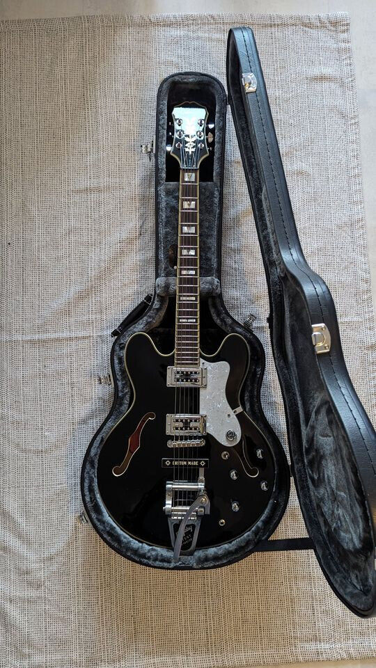 Epiphone Sheraton-II PRO Ébano Personalizado Bigsby